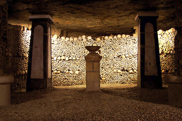 Paris Catacombs Guided Tour:Skip-the-Line & Restricted Areas Small Group Tour