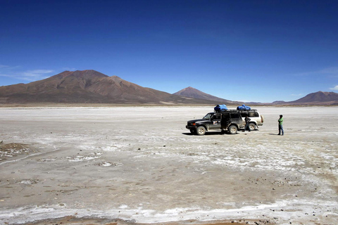 From La Paz: Uyuni and Red Lagoon with bus trip |5-day Tour|