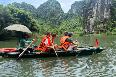 HOA LU - BAI DINH - TRANG AN - CAVERNA MUA DE NINH BINH