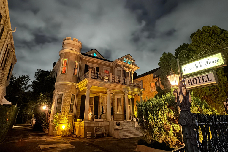 New Orleans: Festive French Quarter Frights Walking Tour