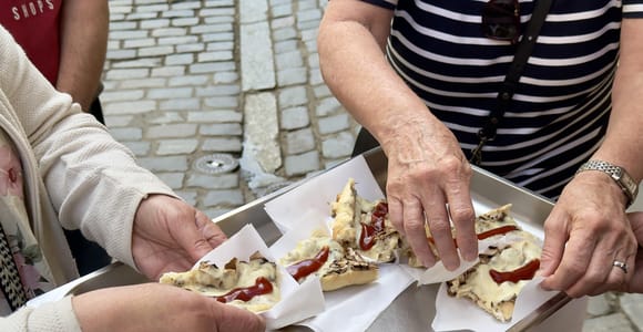 Krakow: Street Food Walking Tour