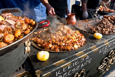 Budapest: Street Food Tour with Beer and Food Tastings Group Food Tour