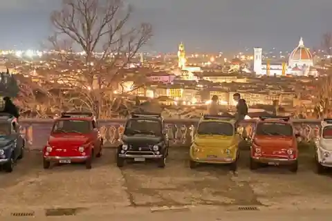 Après-midi florentin : Fiat 500 en conduite autonome, 16-18
