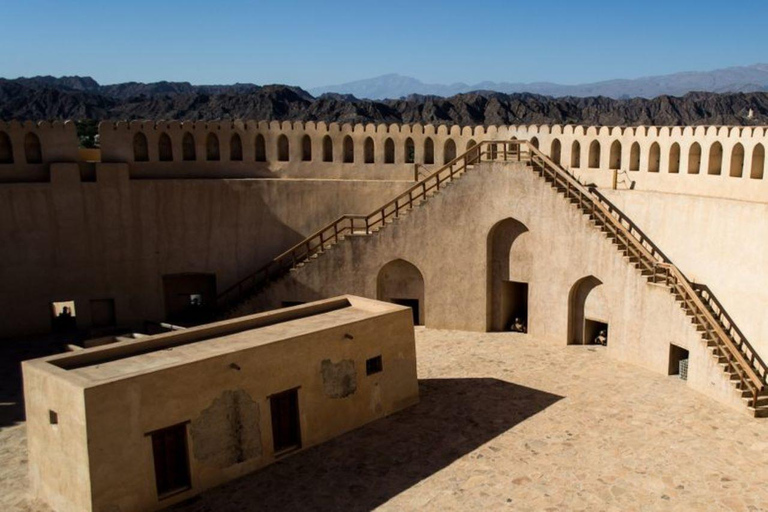 Private Tagestour nach Nizwa &amp; Jabal Shams (Grand Canyon)Privater Tagesausflug nach Nizwa &amp; Jabal Shams (Grand Canyon)