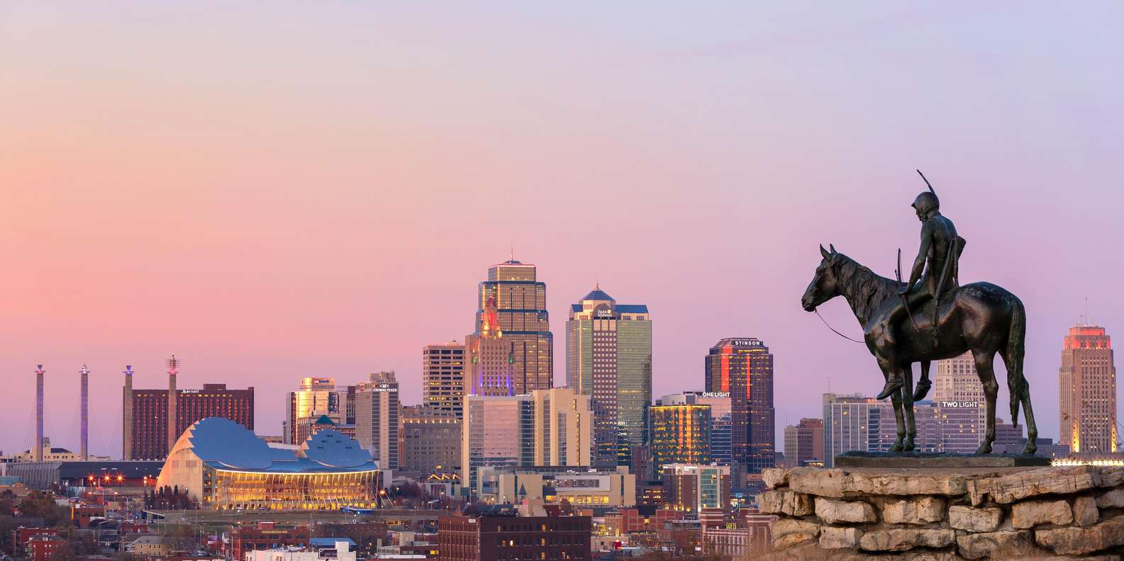 Kansas City, MO: Pase de Atracciones | GetYourGuide, image size:1585x792