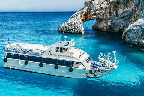 From Cala Gonone: Gulf of Orosei Cruise to Cala Goloritzè Boat cruise without Cave