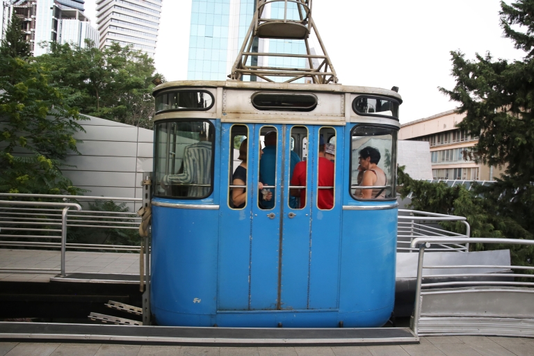 Tbilisi: Old and New City Guided Tour with 2 Cable Car Rides Private Tour