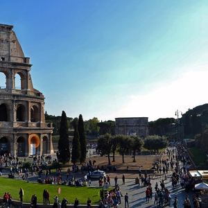 Rome: Colosseum, Forum, & Palatine Hill with Audio Guide