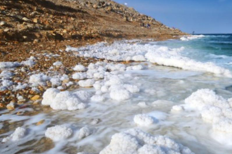 Jordan Private Day Tour: Pink Lake, Crystal Beach &Dead Sea Transportation Only