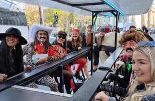 Dublin: Private Kneipentour mit Tretmobil, Musik und Getränken