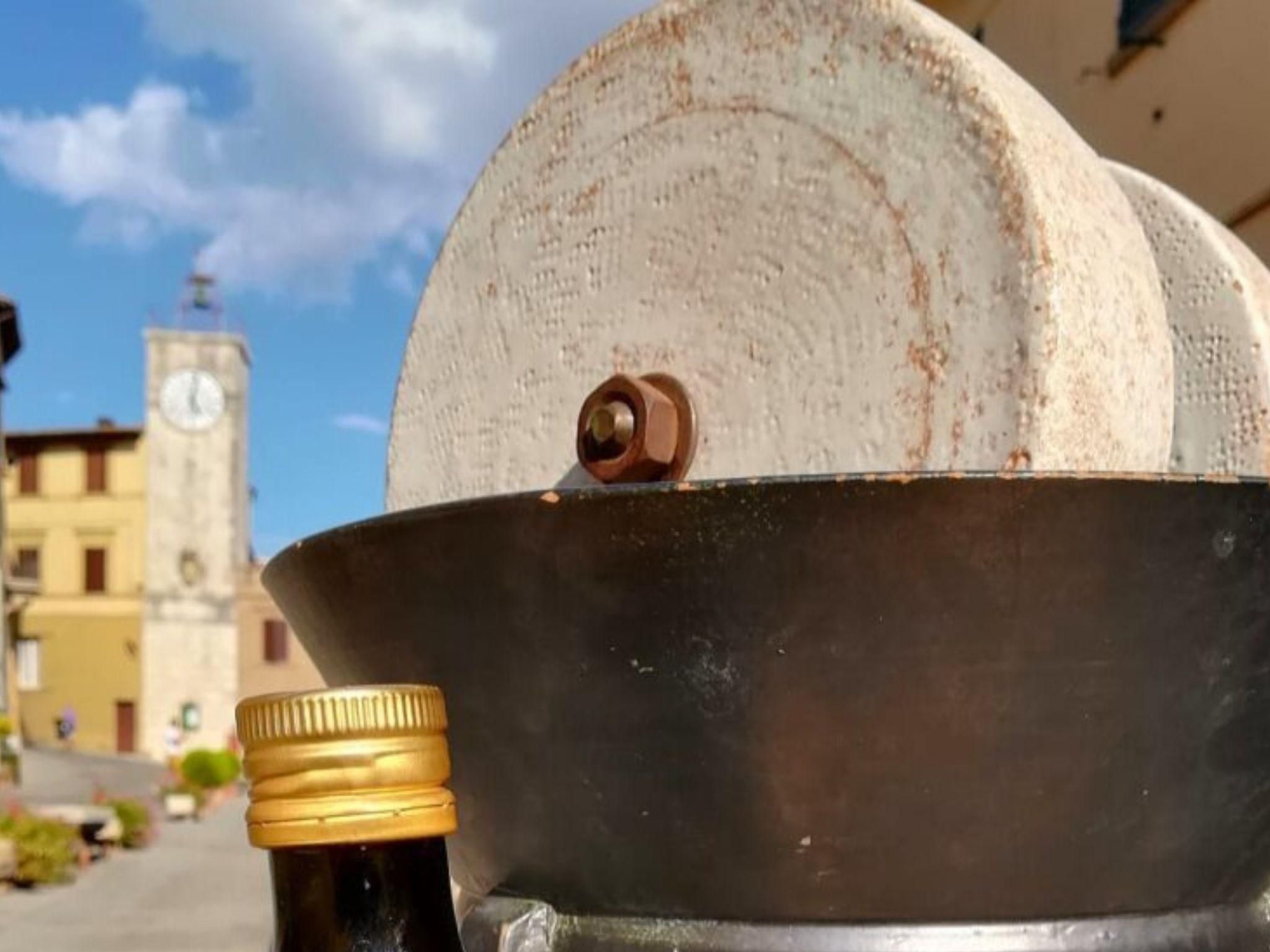 Olivenmühlen-Tour mit Öl- und Lebensmittelverkostung in Chianciano