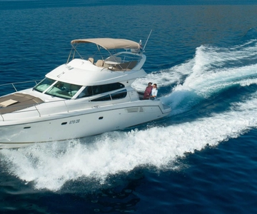 Ierapetra: Chrissi Island Luxury Yacht Cruise with Meal