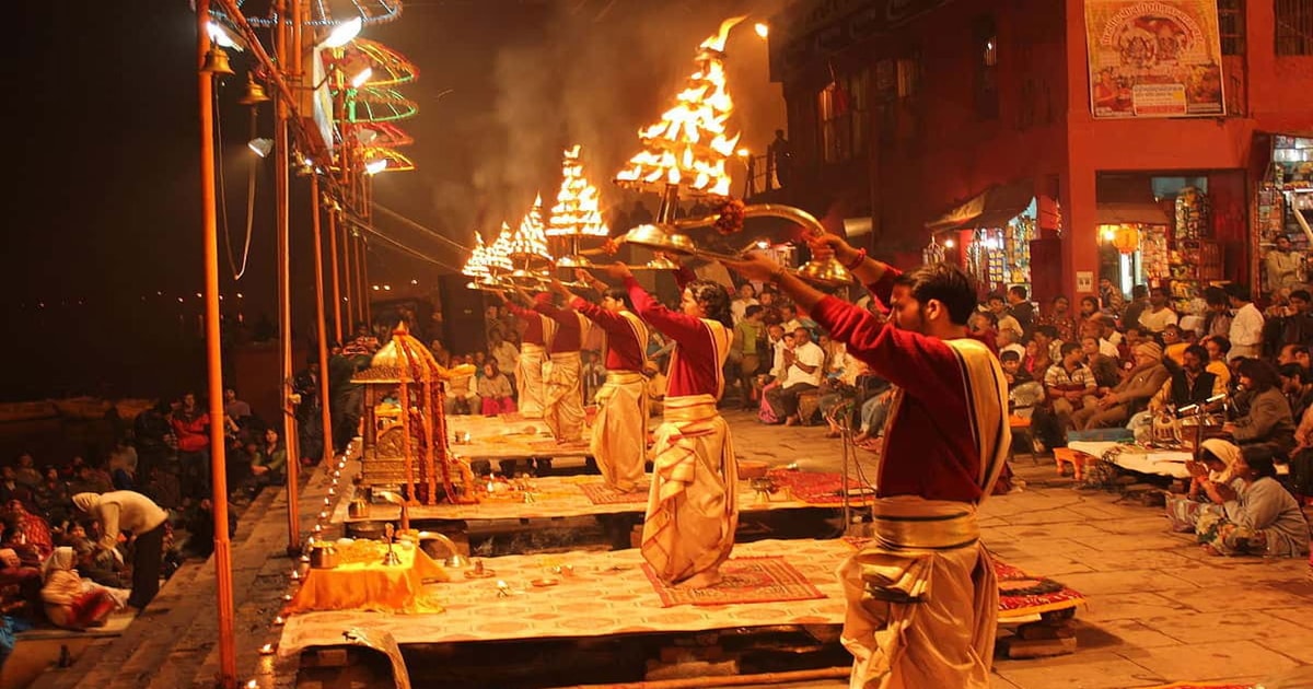 "Ge dig ut på en andlig odyssé i Varanasi" GetYourGuide