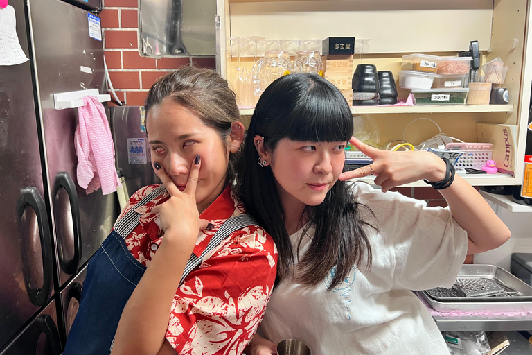 Downtown Osaka: Hidden Backstreet Foodie Tour