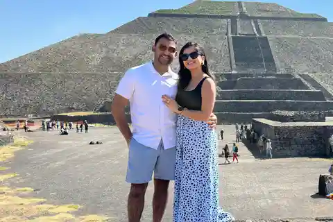 Mexico City: Teotihuacan Tour, Basilica, and Drink Tasting