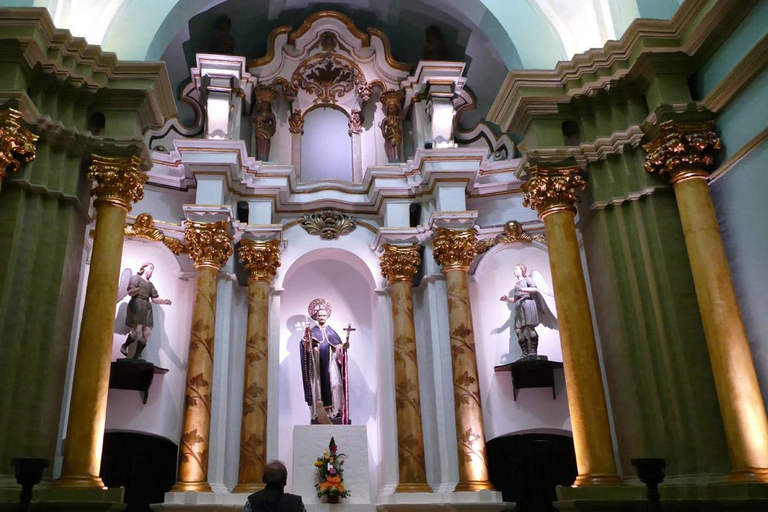 Colonial Lima Sightseeing Tour with Santo Domingo or San Francisco Convent City Tour with Monasterio San Francisco - Catacombs