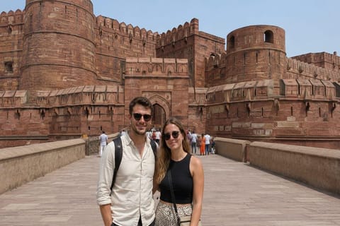 Delhi to Agra Private Day Tour with Taj Mahal & Guide