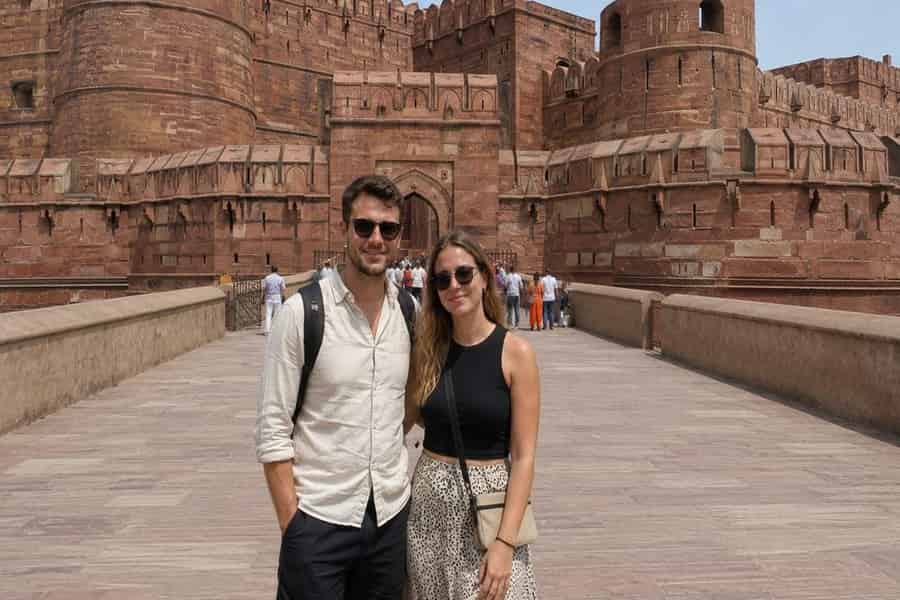 Private Tagestour von Delhi nach Agra mit Taj Mahal & Guide. Foto: GetYourGuide