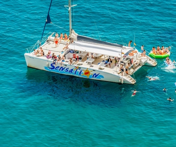 Barcelona: Catamaran Party Cruise with BBQ Meal