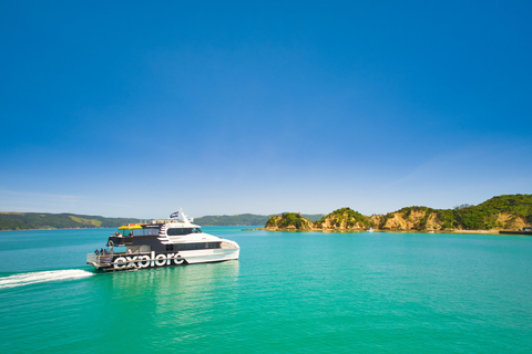 Auckland: Rotoroa Island and Man O'War Vineyard Combo Tour