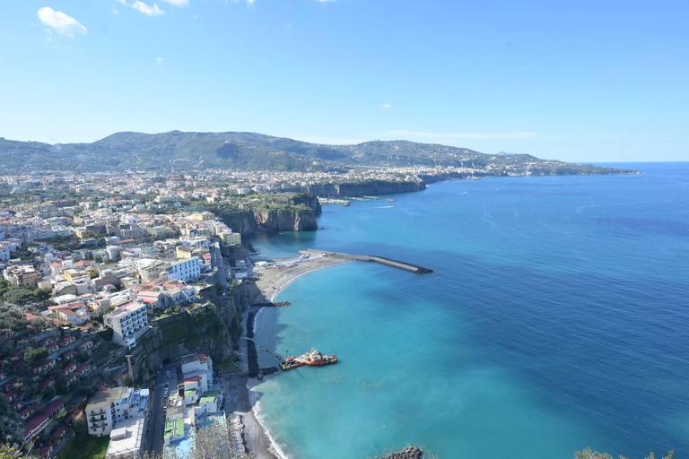 Tour zur Amalfiküste, Ravello und Positano ab Neapel