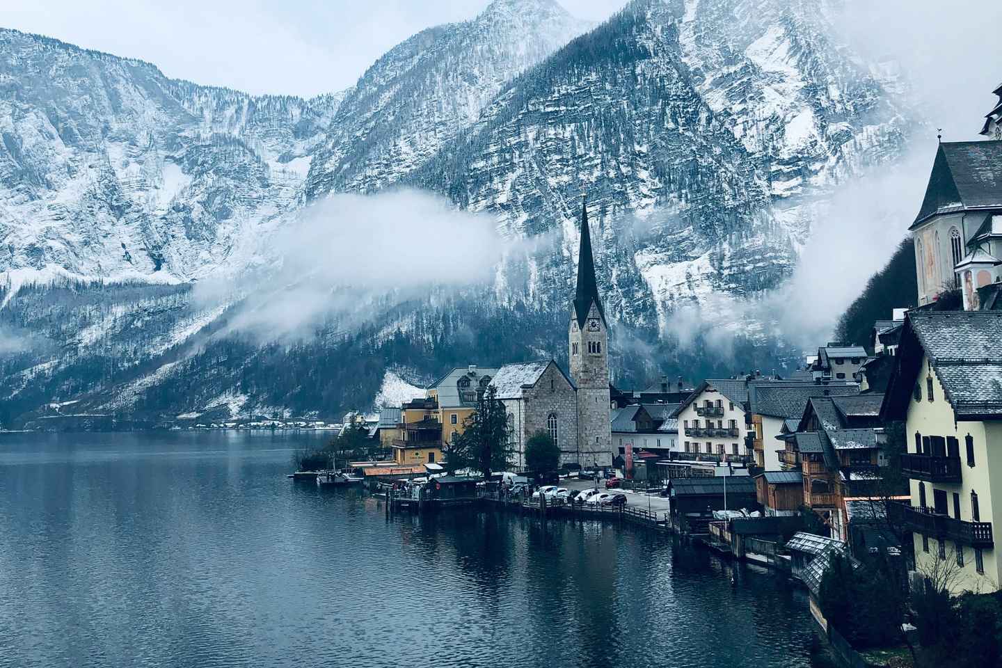 From Salzburg: Private Day Trip to Hallstatt with St. Gilgen