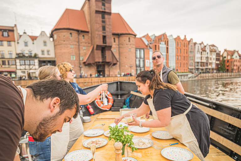 Gdańsk: Motławakryssning med pierogiprovning