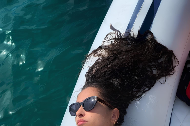 Cagliari: Devil's Saddle Boat Tour with Spritz and Chips