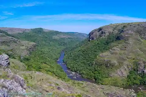 De Curitiba: Visita guiada ao Parque Cânion do Guartelá