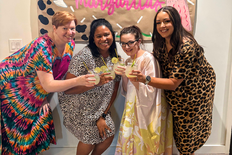 Scottsdale: Cocktail Class with optional Cheese Pairing Scottsdale: Cocktail Class (3) with optional Cheese Pairing