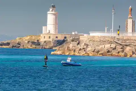 Tarifa: Aula de E-Foiling com instrutor