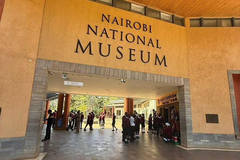 Nairobi: National Museum and Snake Park Guided Tour