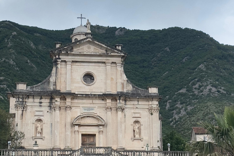 Kotor: eTukTuk Tour with Prčanj, Tivat, and Trojica Hill