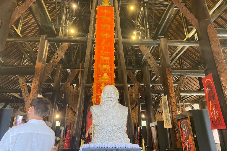 Chiang Rai: 2 Temples (White and Blue) + Black House Museum Meeting Point: Wat Phra Singh (Hotels Outside Pickup Area)