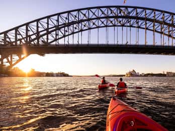 Sydney: Kajakk ved soloppgang, Operahuset og under Harbour Bridge