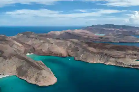 La Paz: Sea Lions & Mega-Paddleboard Tour in Espiritu Santo