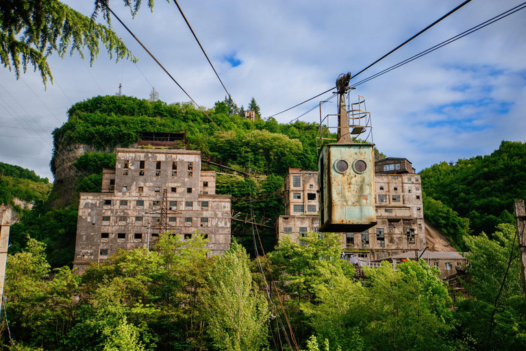 Kutaisi: Chiatura, Katskhi Pillar & Mgvimevi Tour