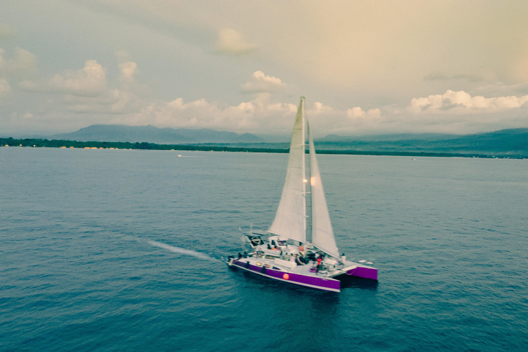 Gili Sailing Experience: Half-Day Sail & Sunset Cruise Gili Sailing Escapade