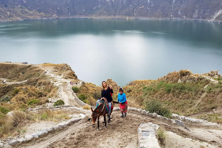 Från Quito: Quilotoa heldagstur inklusive lunch och biljettPrivat rundtur