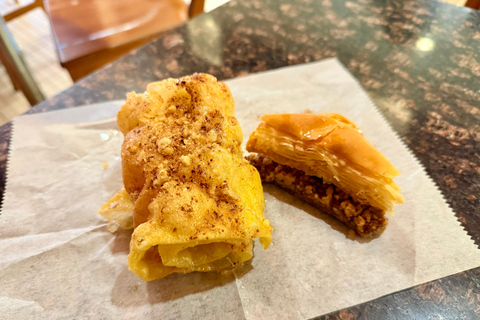 Detroit: Secret Food Tour with Tastings