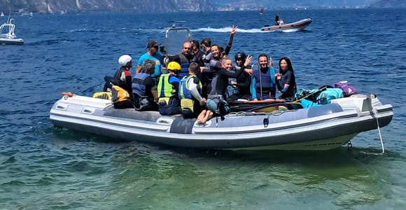 Lake Garda: Kitesurfing Lesson with Equipment
