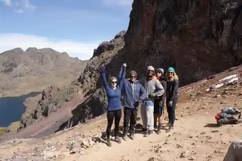 Depuis Cusco : Trek de 4 jours à Lares jusqu'au Machu Picchu