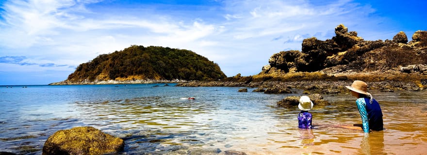 Phuket : PromthepCape, Swim Ya-Nui Beach, Buddha, Chalong Temple