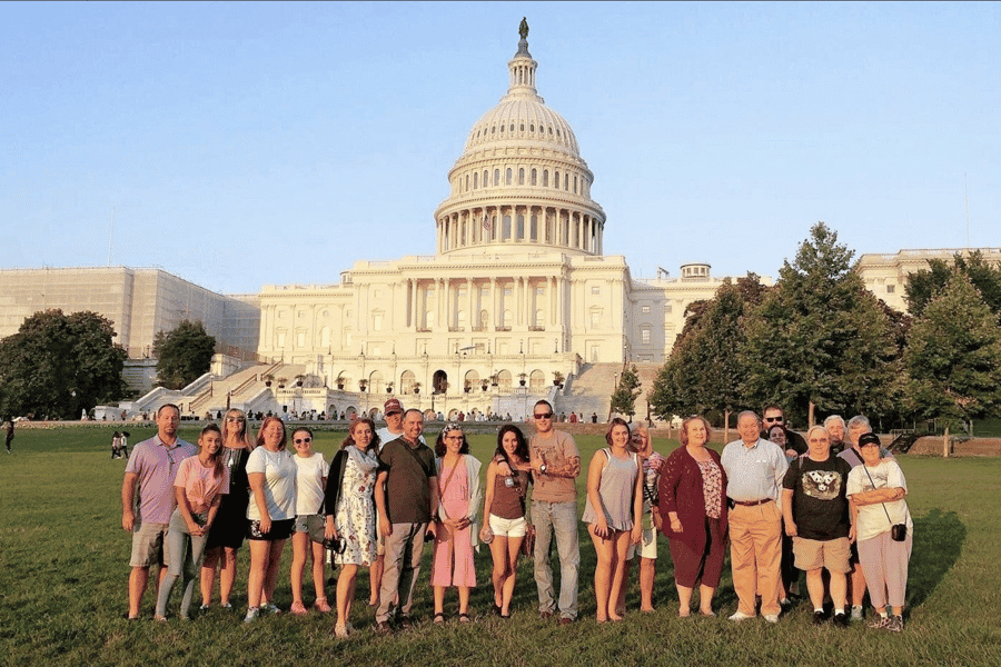 Capitol Hill Tour + Eintritt ins US-Kapitol & Library of Congress. Foto: GetYourGuide Capitol Hill Tour + Eintritt ins US-Kapitol & Library of Congress. Foto: GetYourGuide