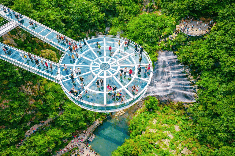 2-Day Guangzhou & Qingyuan Gulong Gorge Private Tour