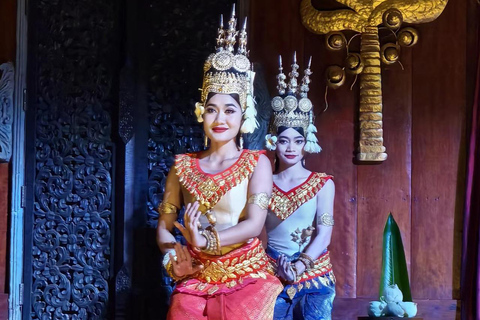 Siem Reap: Amazon Angkor Buffet Traditional Fairy Dance Show