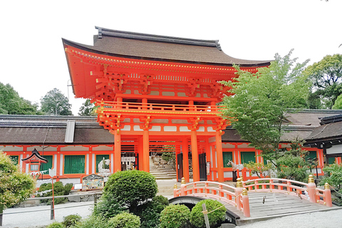 Kioto: tour guiado por los santuarios de Kamigamo y Shimogamo, 3 h.Kioto: tour guiado por los santuarios Kamigamo y Shimogamo, 3 h
