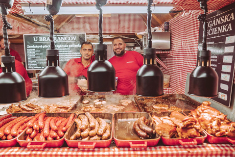 From Vienna: Bratislava Christmas Markets Guided Tour