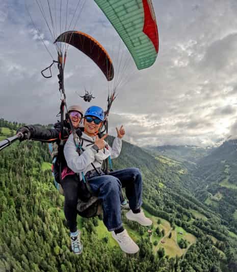 Volo in parapendio in tandem a Interlaken
