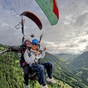 Vuelo en parapente biplaza en Interlaken